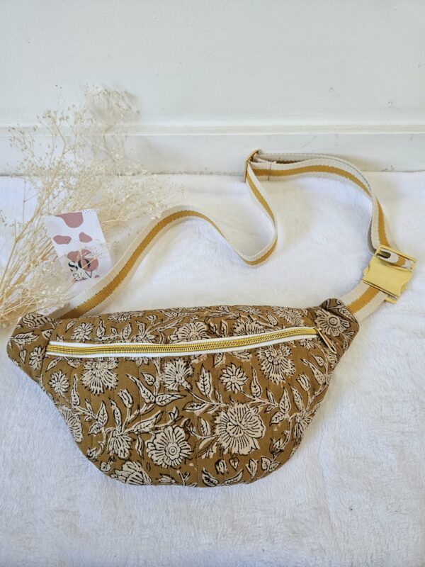 Sac Banane coton indien matelassé ocre