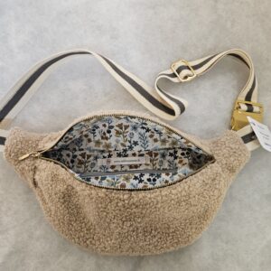 Sac Banane teddy peluche beige intérieur fleuri bleu