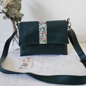 Sac Naya simili-cuir vert intérieur fleuri