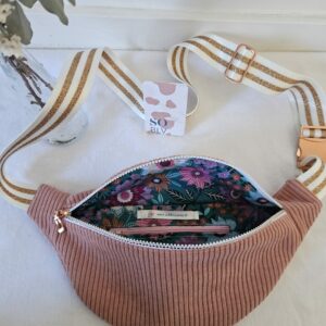 Sac Banane velours côtelé rose intérieur fond vert canard – Image 2