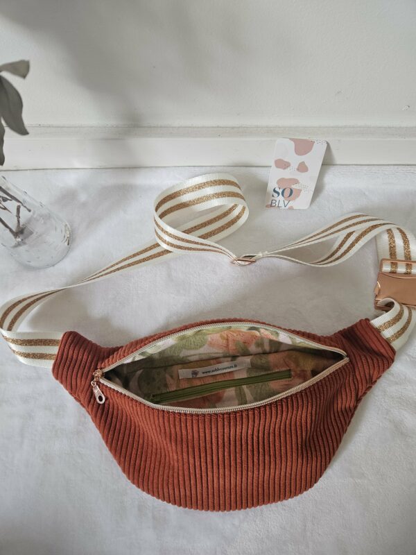Sac Banane velours côtelé terracotta intérieur fleuri – Image 2