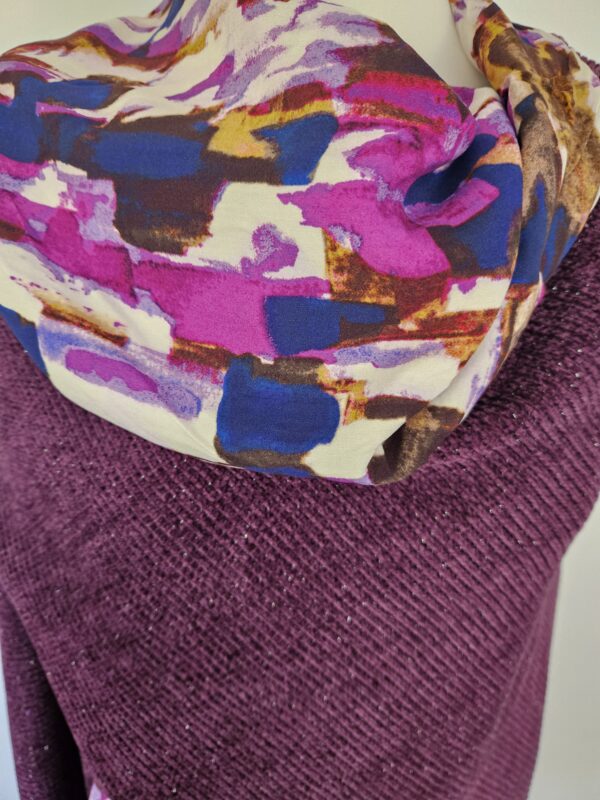 Cape en maille chenille violette et viscose écrue, violette, parme – Image 2