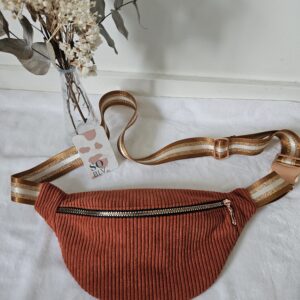 Sac Banane velours côtelé terracotta intérieur automnal