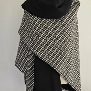 Cape en laine mélangée marron, écrue et noire et viscose noire