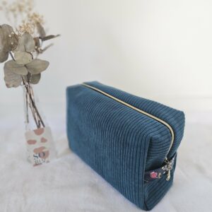 Trousse de toilette velours côtelé vert canard intérieur coton enduit fleuri