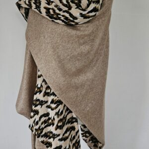 Cape en maille beige chiné et viscose