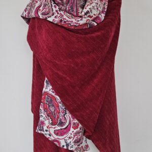 Cape en maille chenille rouge et viscose
