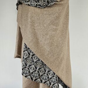 Cape en maille beige chiné et viscose