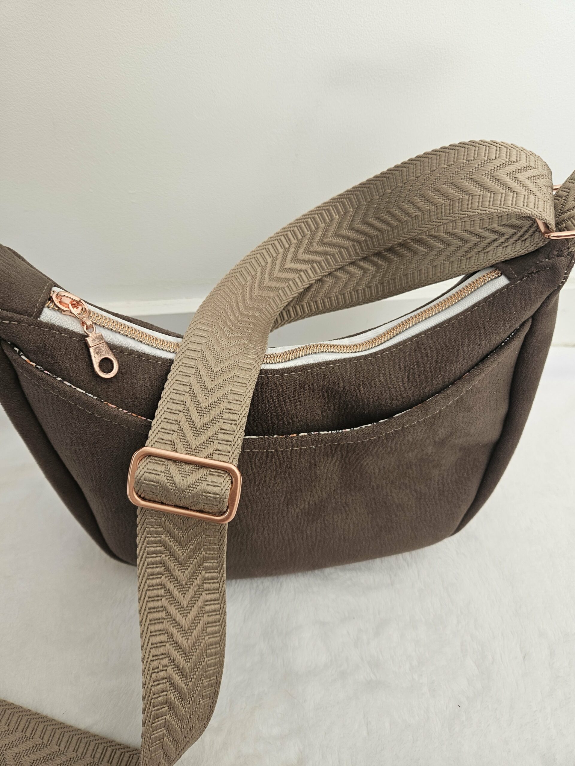 Sac Diane en simili-cuir taupe touché daim intérieur coton – Image 4