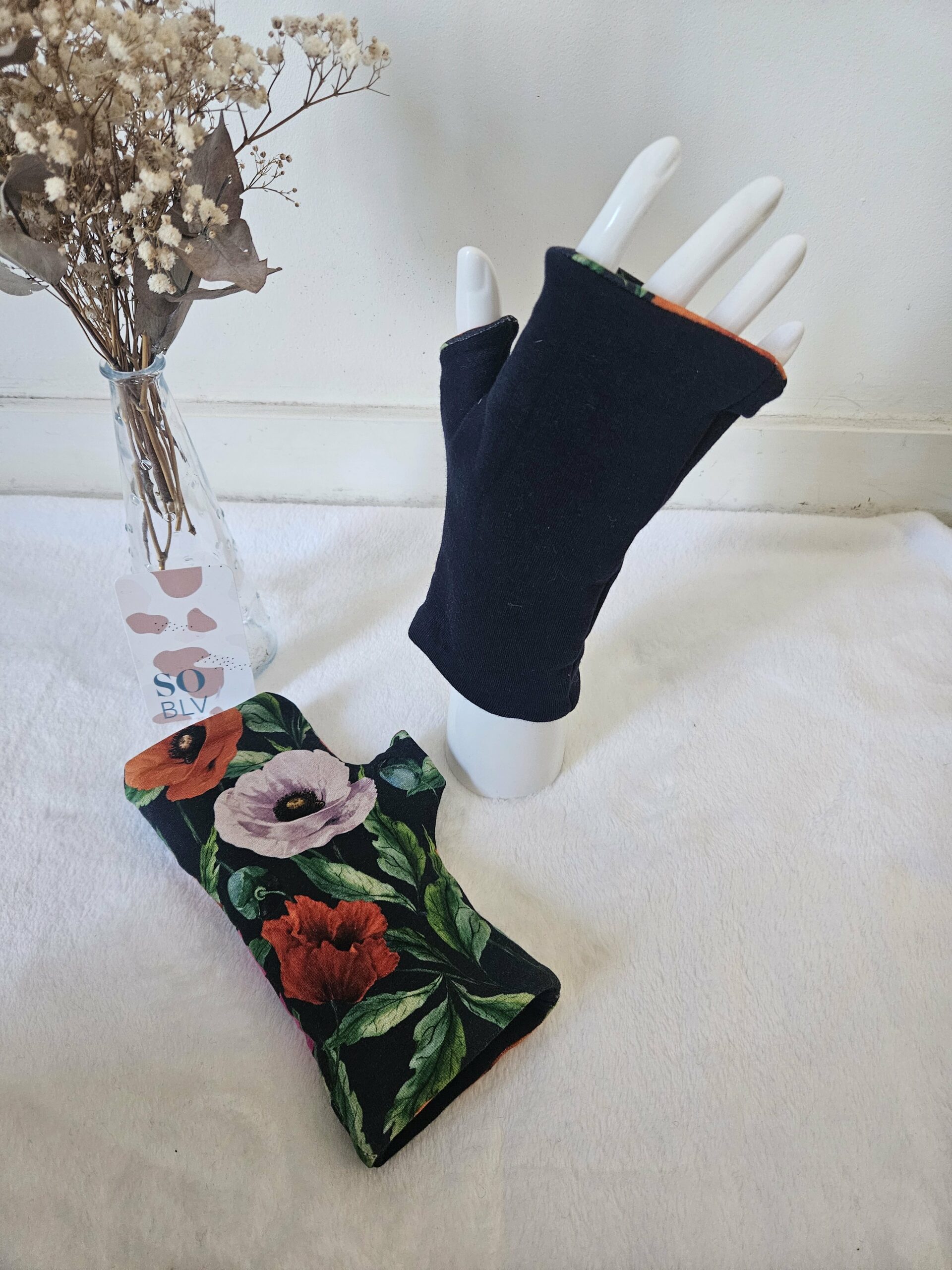 Mitaines en maille bleues marines réversibles