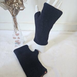 Mitaines en maille imprimée bleues marines réversibles