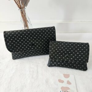 Porte-monnaie simili-cuir noir points argentés (petit format) / intérieur coton fleuri
