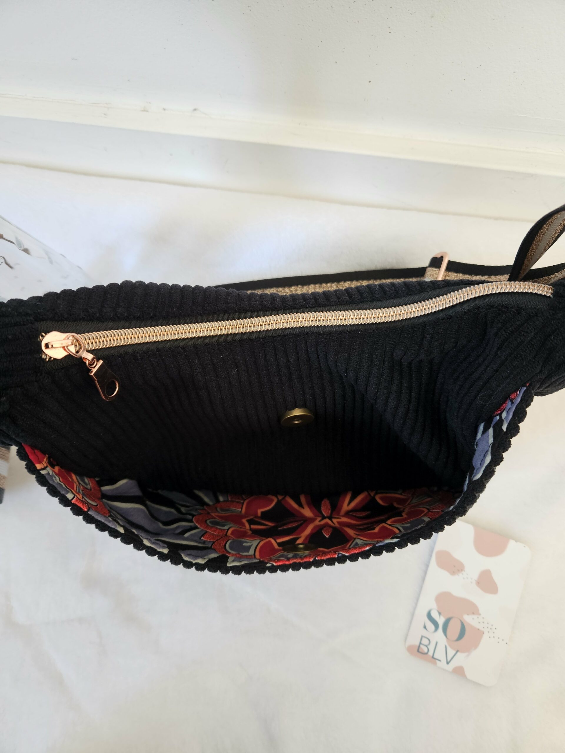 Sac Diane en velours côtelé noir intérieur coton wax – Image 2