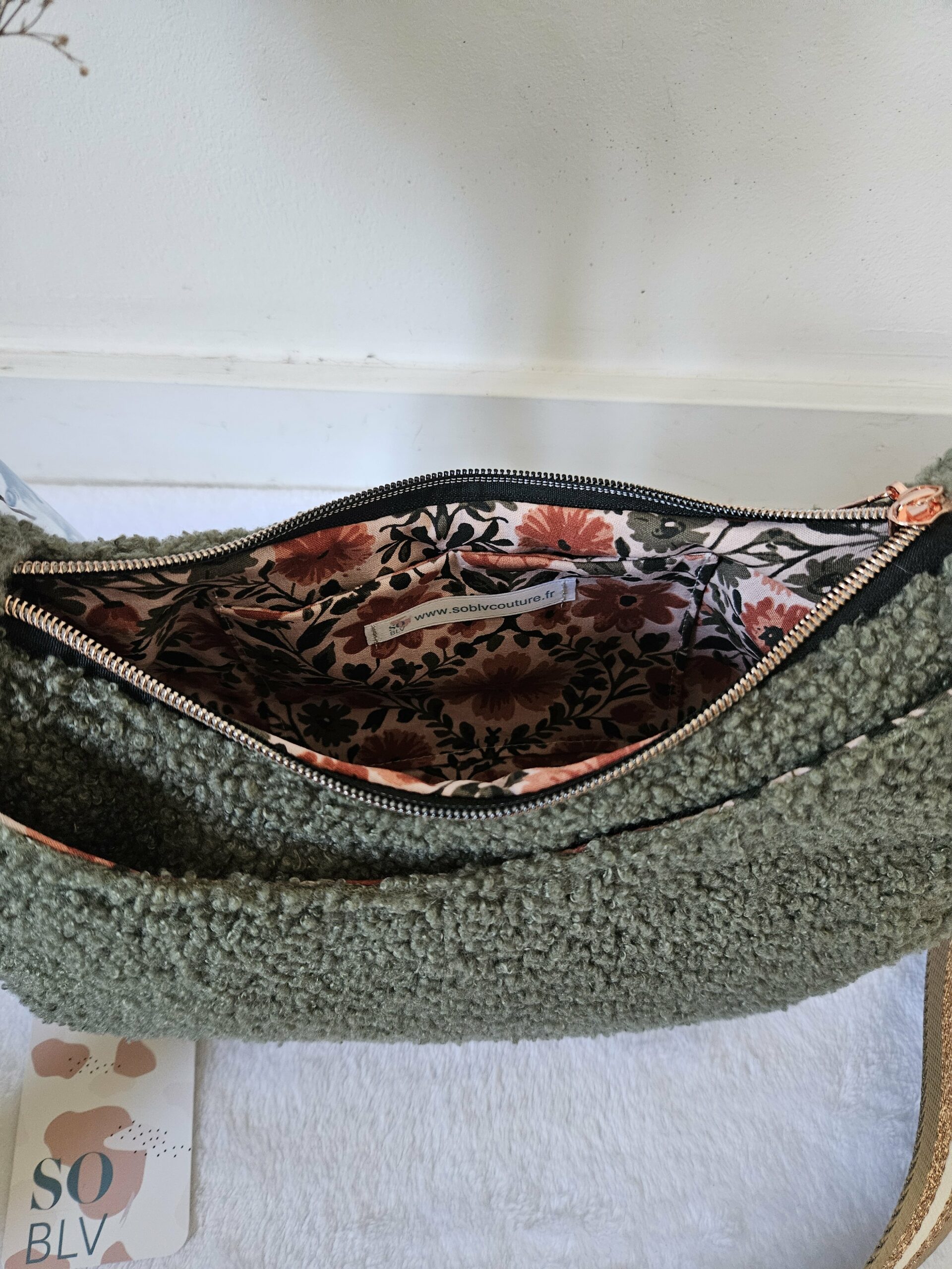 Sac Diane en Teddy peluche kaki intérieur coton fleuri – Image 3