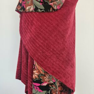 Cape en maille rouge et viscose multicolor