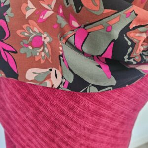 Cape en maille rouge et viscose multicolor