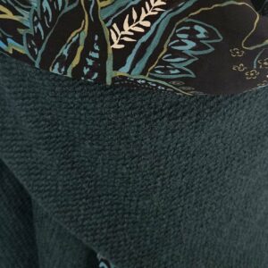 Cape en maille et laine verte foncée et viscose