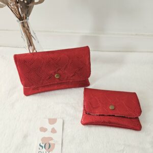 Porte-monnaie simili-cuir rouge croco (grand format) / intérieur fleuri (Copie)